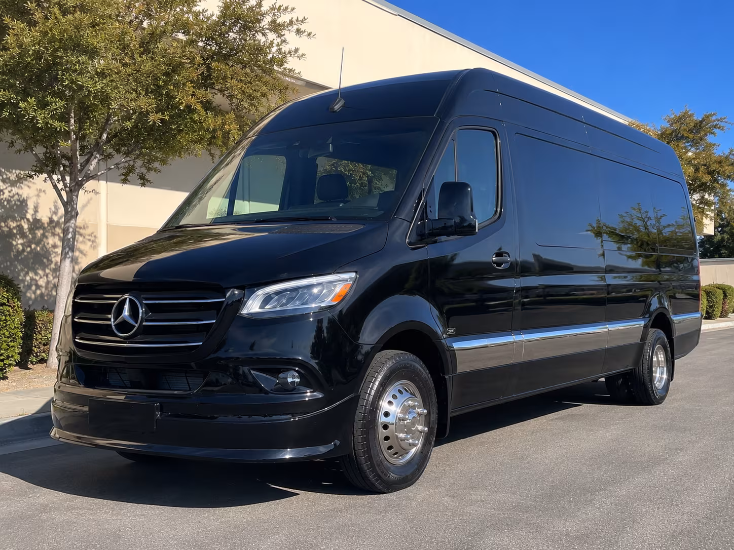 Hayward Airport Shuttles & Transportation