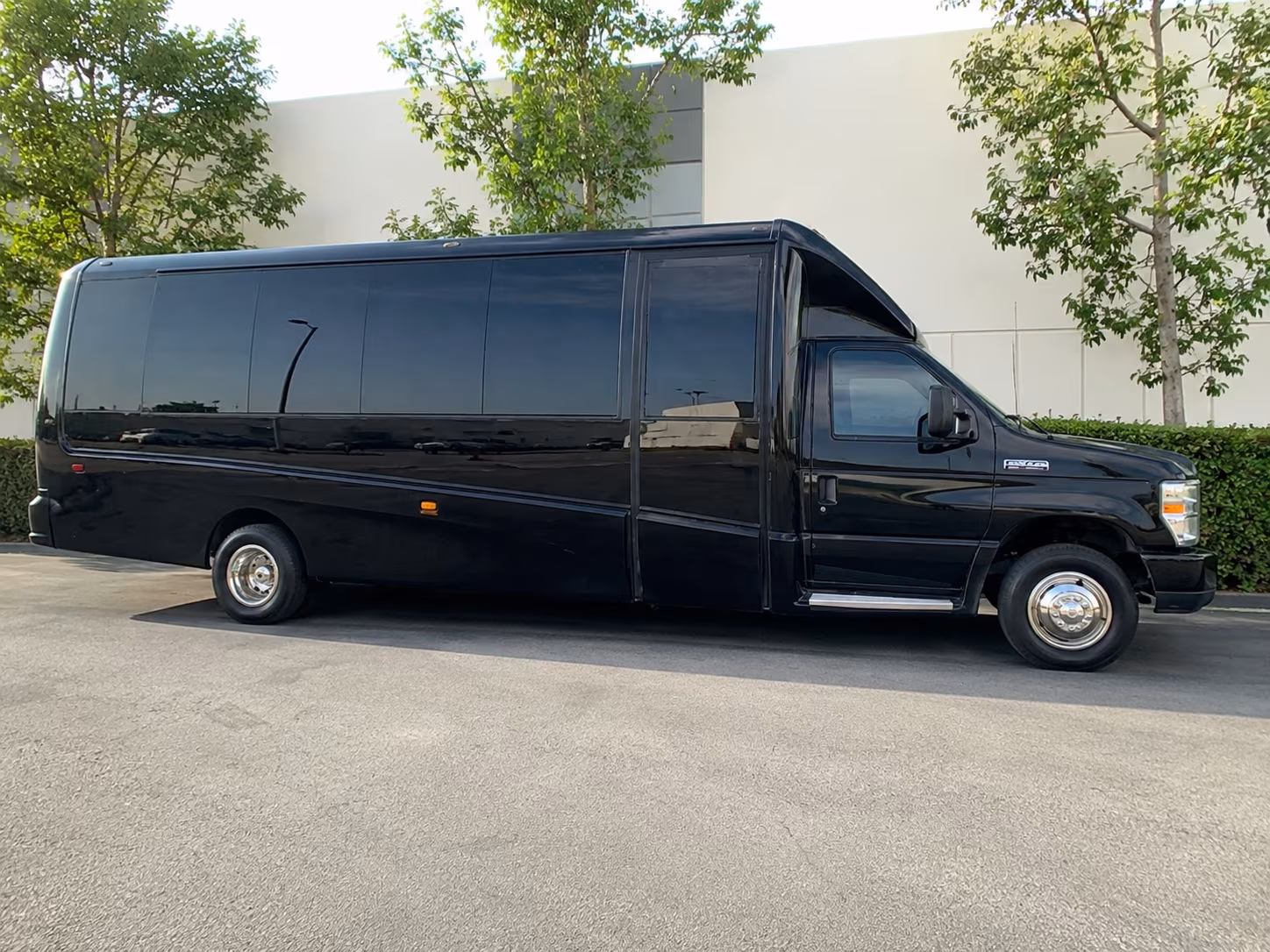 Hayward Wedding Transportation & Shuttle Service