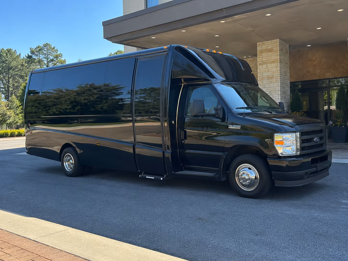Union City Airport Shuttles & Transportation